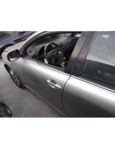 PUERTA DELANTERA IZQUIERDA TOYOTA AVENSIS BERLINA (T25) -...