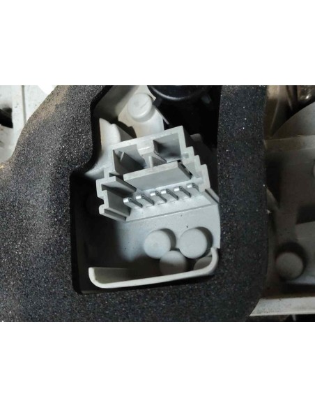 PILOTO TRASERO DERECHO RENAULT MEGANE II COUPE/CABRIO - 155172