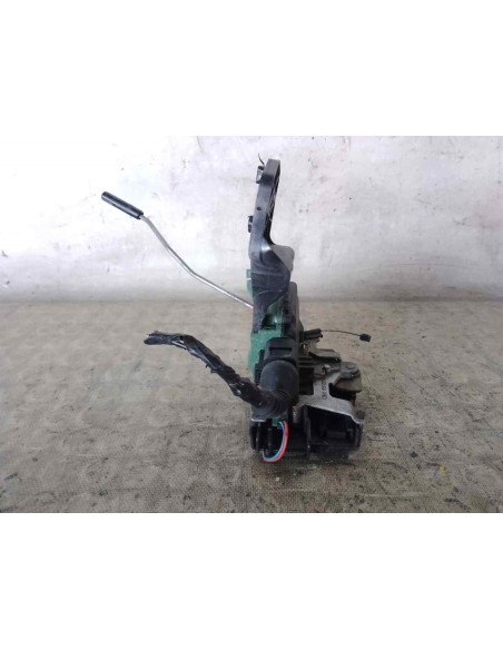 CERRADURA PUERTA DELANTERA IZQUIERDA VOLKSWAGEN PASSAT BERLINA (3B3) - 185221