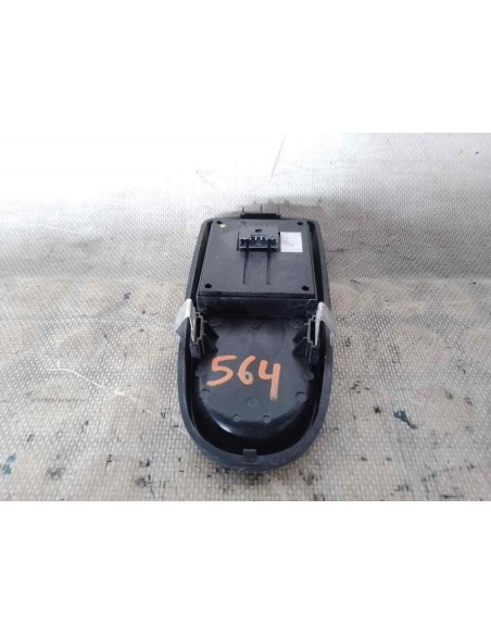 MANDO ELEVALUNAS DELANTERO DERECHO IVECO DAILY CAMIÓN - 179941