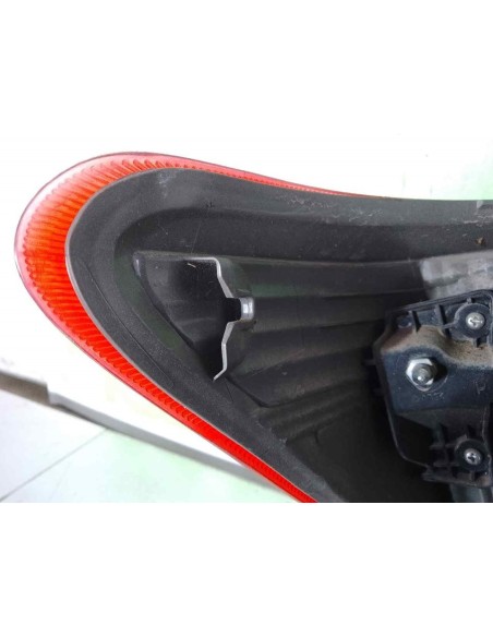 PILOTO TRASERO DERECHO TOYOTA YARIS (KSP1/NLP1/NSP1) - 180204