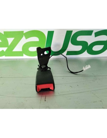 ENGANCHE CINTURON TRASERO DERECHO PEUGEOT 308 - 211292