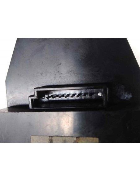 MANDO ELEVALUNAS DELANTERO IZQUIERDO MG ROVER MG ZT - 181682