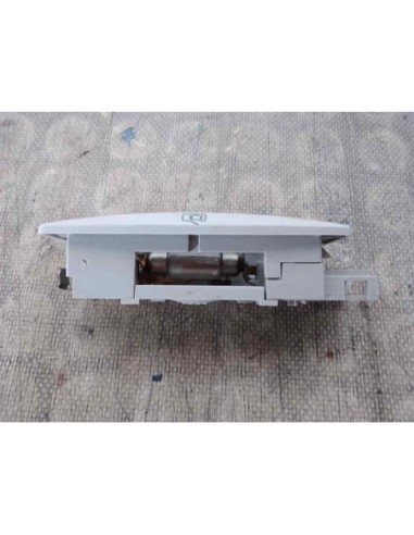 LUZ INTERIOR VOLKSWAGEN PASSAT BERLINA (3B3) -...