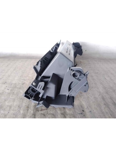 GUANTERA TOYOTA PRIUS (ZVW30) - 188049