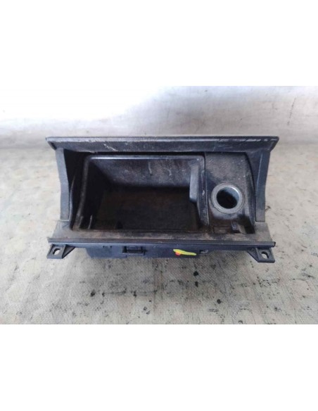 CENICERO MERCEDES-BENZ CLASE E (BM 210) BERLINA - 189751