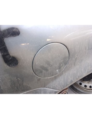 TAPA EXTERIOR COMBUSTIBLE VOLKSWAGEN PASSAT...