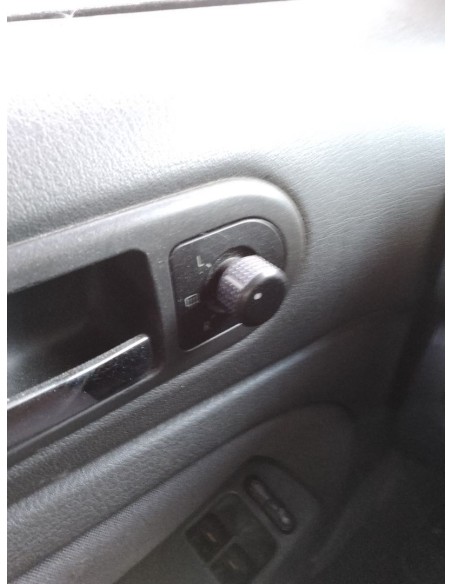 RETROVISOR IZQUIERDO VOLKSWAGEN PASSAT BERLINA (3B3) - 260734