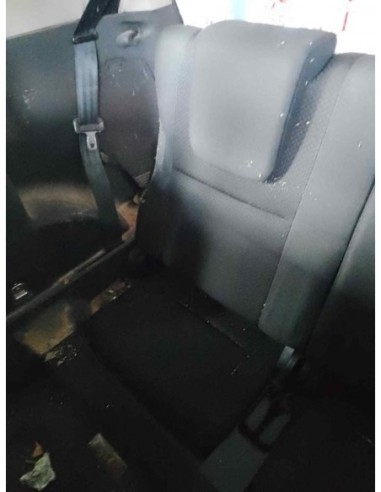 ASIENTOS TRASERO DERECHO TOYOTA COROLLA VERSO...