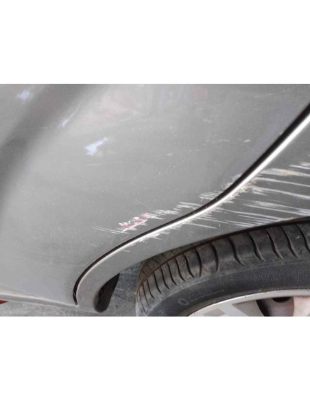 PUERTA TRASERA IZQUIERDA TOYOTA COROLLA VERSO (R1) - 193918