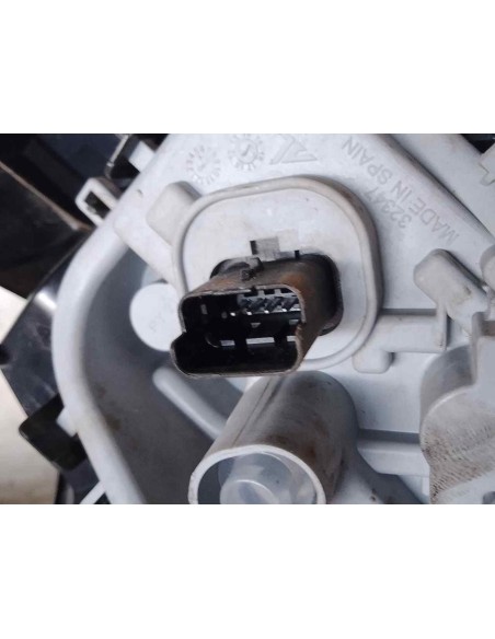 PILOTO TRASERO DERECHO RENAULT CAPTUR I - 194194