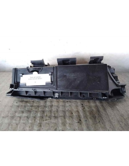 GUANTERA BMW SERIE 1 BERLINA (E81/E87) - 187132