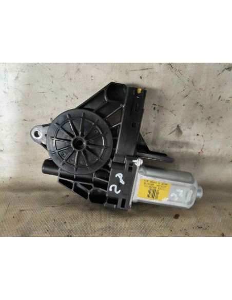 MOTOR ELEVALUNAS DELANTERO IZQUIERDO VOLVO V40 - 226395