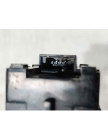 MANDO ELEVALUNAS TRASERO DERECHO MERCEDES-BENZ...