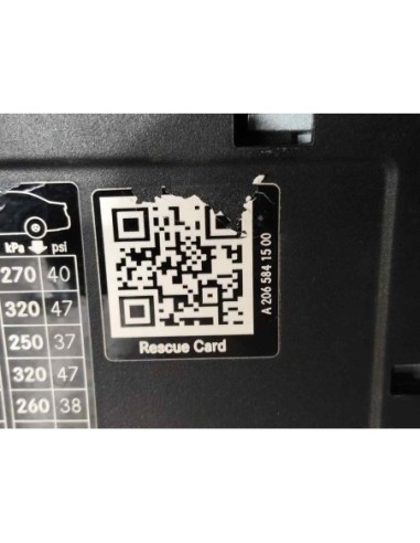 TAPA EXTERIOR COMBUSTIBLE MERCEDES-BENZ CLASE C...