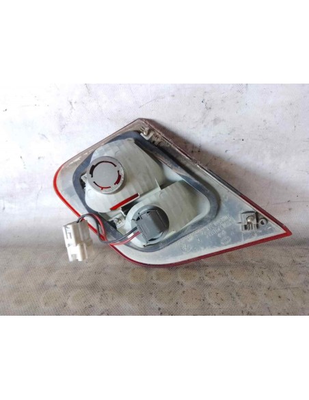 PILOTO TRASERO DERECHO INTERIOR MITSUBISHI CARISMA BERLINA 5 (DA0) - 216503