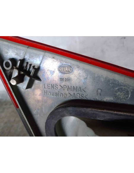 PILOTO TRASERO DERECHO INTERIOR MITSUBISHI CARISMA BERLINA 5 (DA0) - 216503