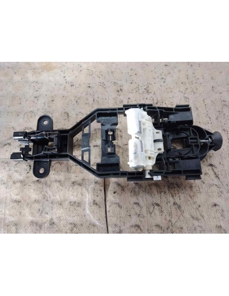 SOPORTE MANETA EXTERIOR TRASERA DERECHA LYNK   CO 01 - 241916