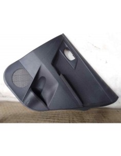 GUARNECIDO PUERTA TRASERA DERECHA TOYOTA AURIS (E18) -...