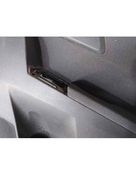 GUARNECIDO PUERTA TRASERA DERECHA TOYOTA AURIS (E18) - 194897