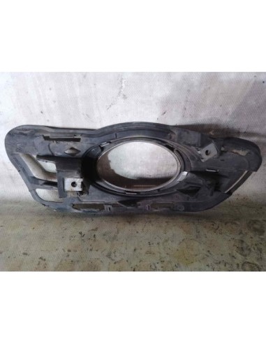 MOLDURA ANTINIEBLA IZQUIERDA MERCEDES-BENZ...