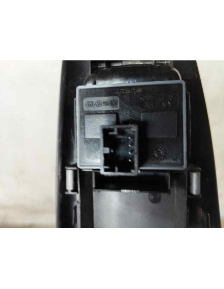 MANDO ELEVALUNAS DELANTERO IZQUIERDO VOLKSWAGEN POLO IV (9N3) - 203061