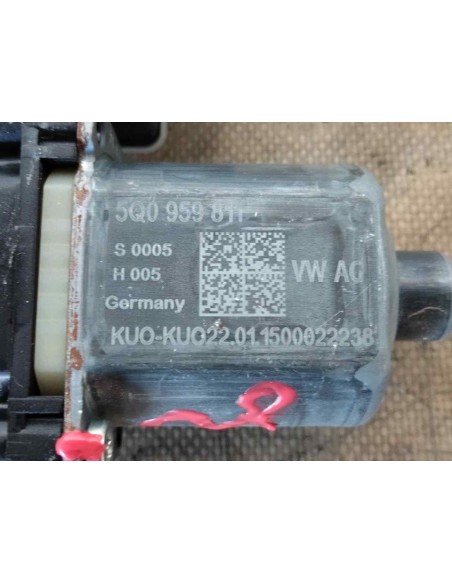 MOTOR ELEVALUNAS TRASERO IZQUIERDO VOLKSWAGEN GOLF SPORTSVAN VII (AM1)(12 2013) - 201740