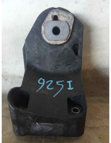 SOPORTE MOTOR IZQUIERDO MERCEDES-BENZ CLASE C...