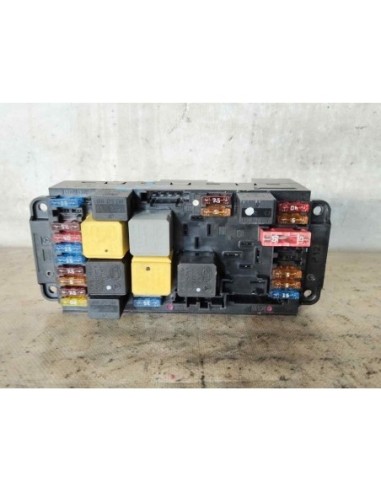 CAJA RELES / FUSIBLES MERCEDES-BENZ CLASE C (BM...