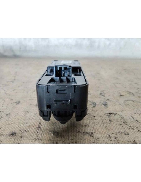 MANDO ELEVALUNAS DELANTERO DERECHO LAND ROVER RANGE ROVER SPORT - 219601