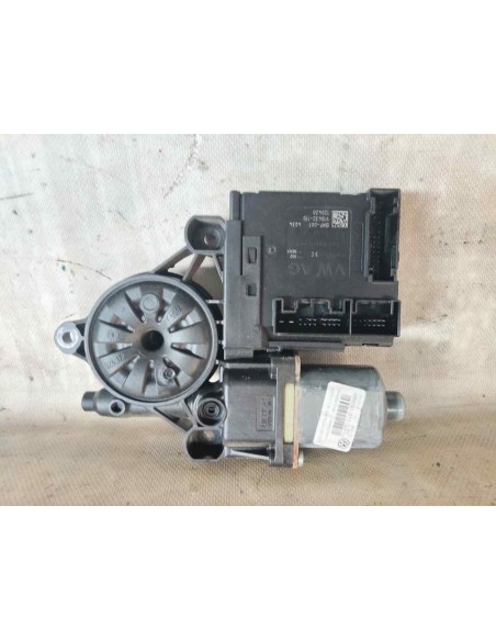 MOTOR ELEVALUNAS DELANTERO IZQUIERDO VOLKSWAGEN PASSAT BERLINA (362) - 180103