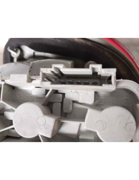 PILOTO TRASERO DERECHO SEAT CORDOBA BERLINA (6K2) - 101815