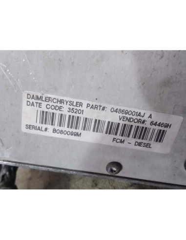 CAJA RELES / FUSIBLES CHRYSLER VOYAGER (RG) -...