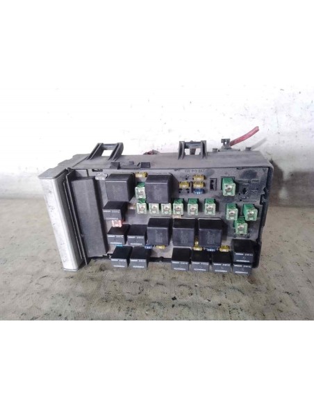 CAJA RELES / FUSIBLES CHRYSLER VOYAGER (RG) - 202907