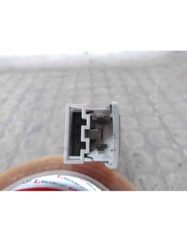 LUZ INTERIOR VOLKSWAGEN PASSAT BERLINA (3B3) -...