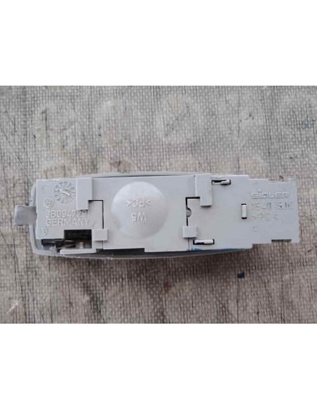 LUZ INTERIOR VOLKSWAGEN PASSAT BERLINA (3B3) - 125857
