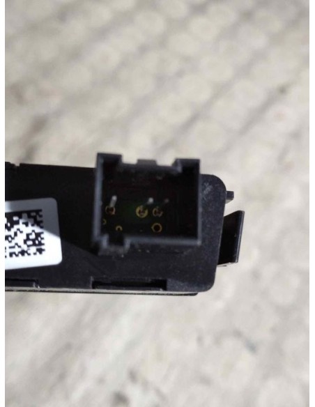 INTERRUPTOR OPEL ASTRA J BERLINA 5P - 139907