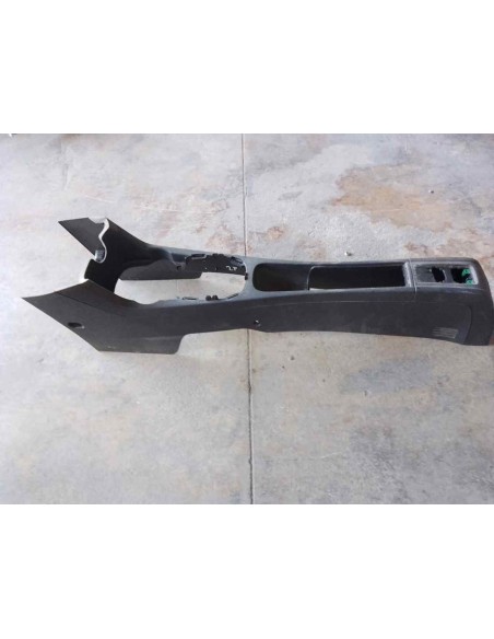 APOYABRAZOS CENTRAL OPEL CORSA D - 145284