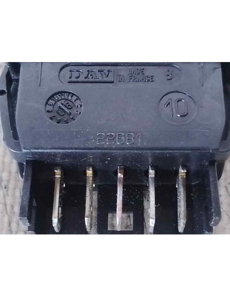 MANDO ELEVALUNAS DELANTERO DERECHO CITROEN XSARA PICASSO - 181771