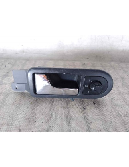 MANETA INTERIOR DELANTERA IZQUIERDA VOLKSWAGEN PASSAT BERLINA (3B3) - 152657