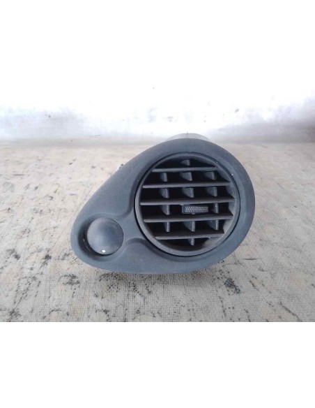REJILLA AIREADORA RENAULT CLIO III - 247369