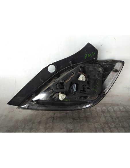 PILOTO TRASERO IZQUIERDO OPEL ASTRA H BERLINA - 105555