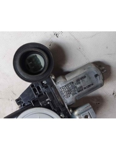 ELEVALUNAS DELANTERO DERECHO TOYOTA YARIS...