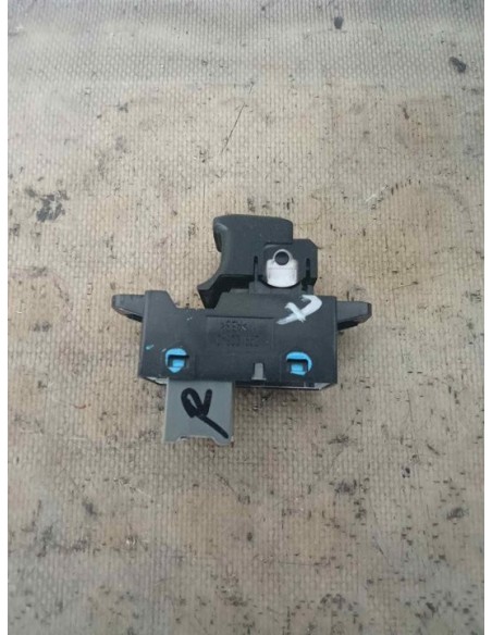 MANDO ELEVALUNAS TRASERO DERECHO HYUNDAI I20 (GB) - 185861