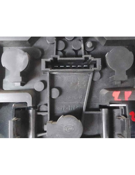 PILOTO TRASERO IZQUIERDO SKODA FELICIA BERLINA (791) - 217362