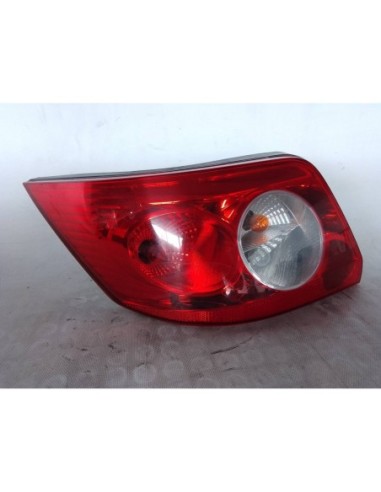 PILOTO TRASERO IZQUIERDO RENAULT MEGANE II...