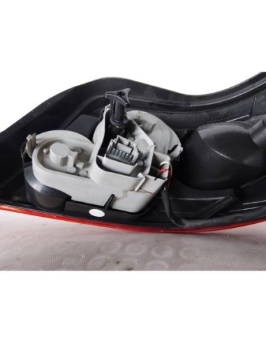 PILOTO TRASERO IZQUIERDO RENAULT MEGANE II...