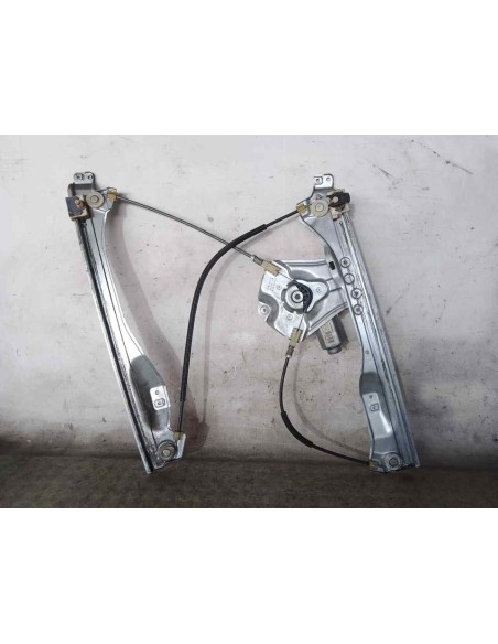 ELEVALUNAS DELANTERO DERECHO RENAULT CLIO III - 213101