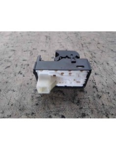 MANDO ELEVALUNAS DELANTERO DERECHO TOYOTA AURIS (E18) -... 2