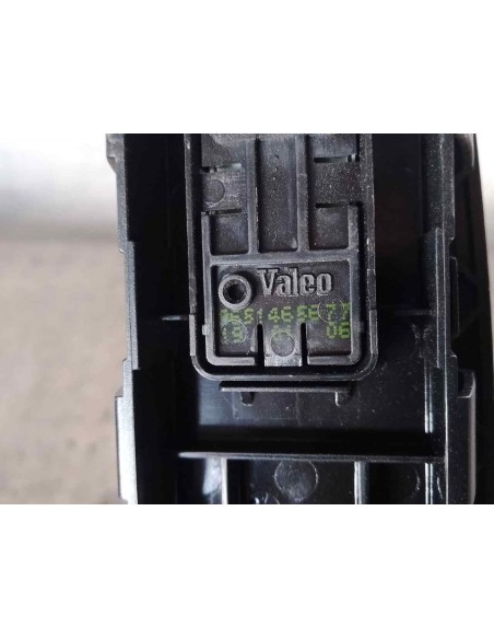 MANDO ELEVALUNAS DELANTERO DERECHO CITROEN C4 BERLINA - 186376